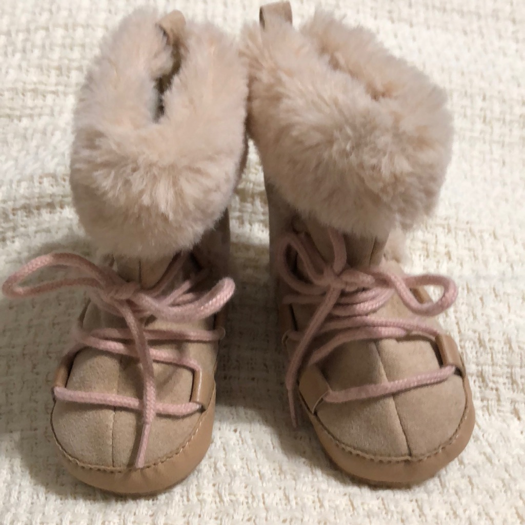Baby Girl Faux Fur Booties - Size 3-6m